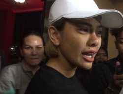 Nikita Mirzani Dijemput Paksa Kepolisian Terkait Kasus Penganiayaan