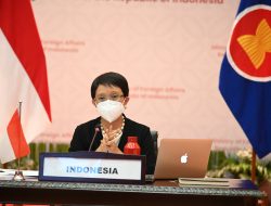 Menteri Retno Dorong Kerja Sama Produksi Vaksin di Pertemuan Menlu ASEAN-Rusia