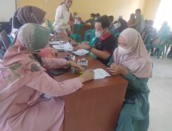 Program Vaksinasi Desa Cijayanti Dibarengi Pembagian BLT-DD