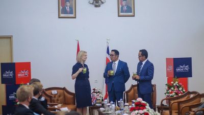 Bima Arya dan Ridwan Kamil Sambut Menlu Inggris di BCC, Bahas Program Penting Ini