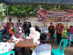 PAC Pemuda Pancasila Klapanunggal Gelar Vaksinasi