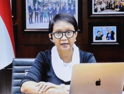 Menlu Retno Minta Dengan Sangat WNI Tak Bepergian ke Luar Negeri, Ada Apa?