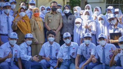SMAN 4 Kota Bogor Raih Penghargaan Adiwiyata Nasional dari Dua Menteri Ini
