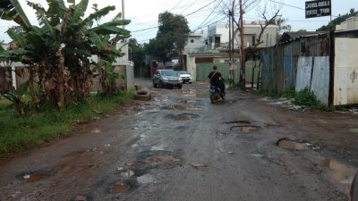 Pengusaha Bosan Keluhkan Kondisi Jalan Rusak Tak Kunjung Diperbaiki, Ini Kata Achmad Fathoni