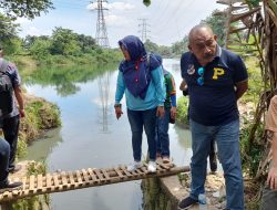 Gercep, Ade Yana Kepala DLH Sebut Nama Perusahaan Pembuang Limbah Ke Setu Citongtut