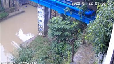 3 Aleg PKS Ini Berikan Bantuan CCTV Pemantau Aliran Sungai Untuk KP2C