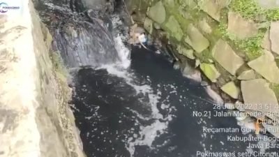 Meledek! Selang Beberapa Jam Kunjungan Kepala DLH Kabupaten Bogor, Setu Citongtut Kembali di Cemari Limbah