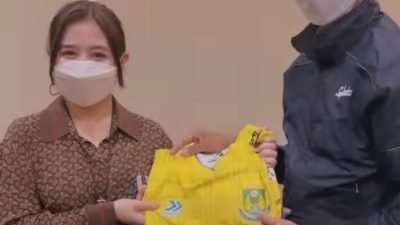 Prilly Latuconsina Resmi Jadi Pemilik Klub Sepak Bola Persikota Tangerang