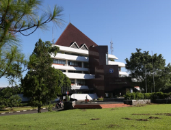 Hebat! 4 Dosen IPB University Ini Masuk 100 Ilmuwan Terbaik Bidang Ekonomi dan Ekonometrika