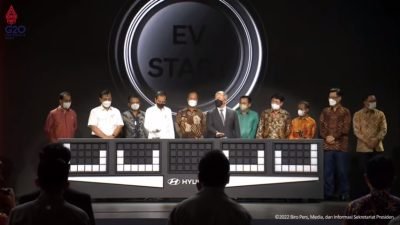 Jokowi Luncurkan Mobil Listrik Pertama Indonesia Hyundai IONIQ 5