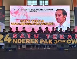 1.800 Relawan Blora Satu Tekad 2024 Tegak Lurus Kawal Jokowi