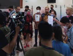 Emak-emak Ini Laporkan Saifuddin Ibrahim ke Mabes Polri Atas Dugaan Penistaan Agama