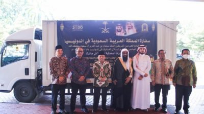 Alhamdulillah, Kemenag dapat Bantuan 1 Ton Kurma dan 3.000 Eksemplar Al-Quran dari Arab Saudi