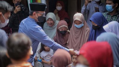 IKA SMANSA Bogor ’91 Bagikan Paket Sembako di Kampung Bebek dan Ciwaringin