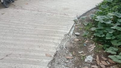 Dinilai Tidak Transparan, Warga Keluhkan Pengerjaan Betonisasi Jalan di Desa Sukajaya