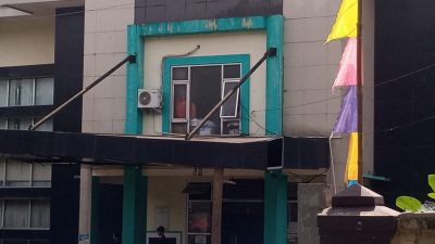 Gawat! Kanopi Kantor Kecamatan Jonggol Nyaris Runtuh, Camat Mohon Ini ke Citra Indah