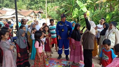 Dinsos Lakukan Recovery Mental Bagi Korban Bencana Alam Pamijahan-Leuwiliang