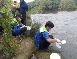 Incar Pembuang Limbah di Sungai Cileungsi, DLH Kabupaten Bogor Lakukan Sidak