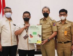 Kota Bogor Dapat Bantuan CSR 10 Gerobak dan 3 Kontainer Tempat Sampah, Ini Kata Dedie Rachim