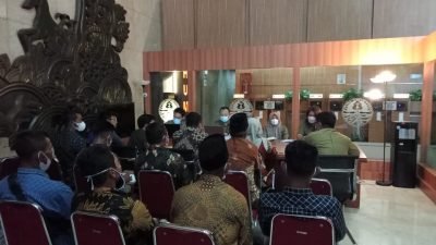 Audiensi Dengan KLHK, Masyarakat Desa Sukawangi Minta Tanah yang Masuk Ploting Hutan Dikembalikan