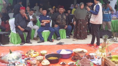 Warga Desa Nambo Gelar Sedekah Bumi