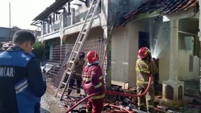 Korsleting Listrik, Pesantren Tarbiatul Fallah di Citeureup Dilalap Si Jago Merah