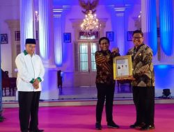 Keren! Pemdes Bojongkulur Dapat Dua Penghargaan Desa Mandiri Tahun 2022 dari Gubernur dan Mendes PDTT