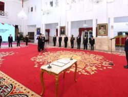 Jokowi Resmi Lantik Johanis Tanak Jadi Wakil Ketua KPK, Gantikan Lili Pintauli Siregar