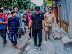 Sidak Pengerjaan Pembangunan Trotoar Pandu Raya, Bima Arya Soroti Hal Ini