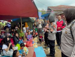 Polwan Polres Bogor Berikan Trauma Healing Kepada Anak Korban Gempa Cianjur