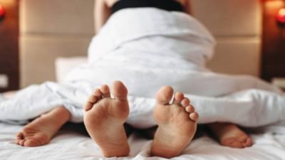 Ini Nih, Pengaruh Konsumsi Alkohol Saat Berhubungan Seks, Harap Dicatat!