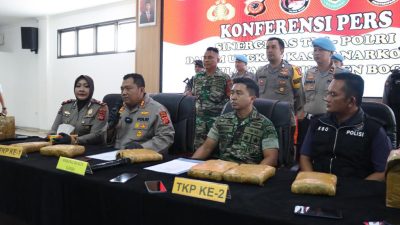 Keren, Pak Bhabinkamtibmas dan Babinsa Kabupatem Bogor Gagalkan Peredaran Ganja Seberat 6,5 Kg