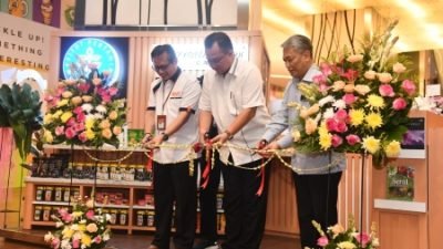 Serambi Botani Cafe Diresmikan, Jual Berbagai Produk Inovasi Sivitas Akademika IPB University