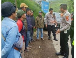 Picu Kemacetan, Polres Bogor Tertibkan Parkir Liar di Kawasan Puncak