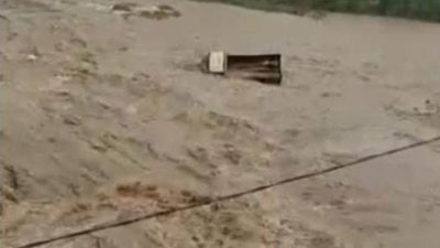 Truk Penambang Pasir Hilang Terseret Aliaran Sungai Cibeet, Kapolsek: Tidak Ada Korban Jiwa