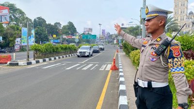 Satlantas Polres Bogor Siagakan Personil Guna Antisipasi Kepadatan Lalu Lintas di Jalur Puncak