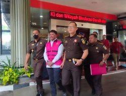 Kejagung Tetapkan Menkominfo Johnny G Plate Tersangka Kasus Korupsi BTS 8 Triliun, Langsung Ditahan