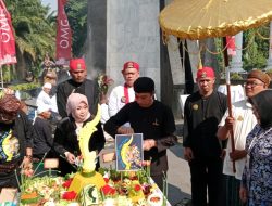 Peringati HJB Ke-541, Budayawan Bogor Raya Ngumbah Tugu Kujang