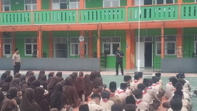 Lewat AJB Mengajar, Siswa El Ma’mur Kota Bogor Diberi Materi Bijak dalam Bersosial Media