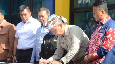 Sekda Burhanudin Teken Komitmen Bersama Layanan Transportasi Terintegrasi Jabodebek