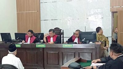 Korupsi Dana Bos, Mustofa Kamil Dituntut Kembalikan Uang Rp2,5 Miliar dan Penjara 7 Tahun 6 Bulan