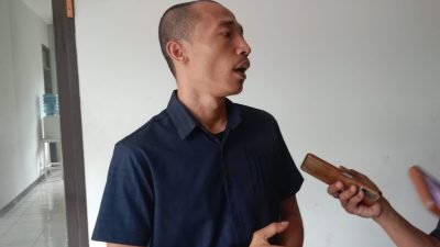 Kabel Semrawut Banyak Berdiri di Lintasan Jalan, Daen Nuhdiana Ultimatum Provider Nakal