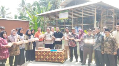 Pemdes Pondok Udik Maksimalkan Ketahanan Pangan dengan Beternak Ayam Petelur