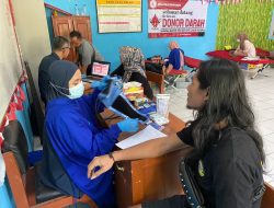 Katar Dusun V Tlajung Udik Bareng Komunitas Jalur Gelar Donor Darah