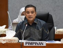 Atasi Bullying dan Kenakalan Remaja, Komisi X DPR Dorong Pelajaran PMP Dihidupkan Kembali