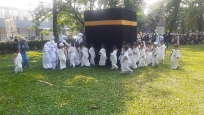 Edukasi Rukun Islam ke-5 Pada Anak Usia Dini, Himpaudi Kemang Gelar Manasik Haji