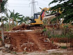 Kontraktor Pembangunan Pasar Gunung Putri Diduga Gunakan Lahan Warga Tanpa Izin, Acang: Saya Serahkan Kepada Kuasa Hukum