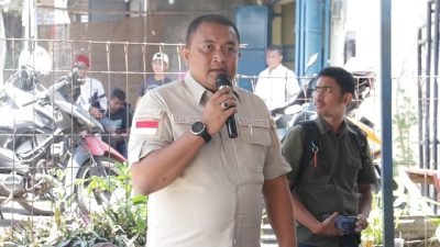 Ketua DPRD Rudy Susmanto Berikan Bantuan Alat Pengolahan Sampah ke KRL Desa Sukatani