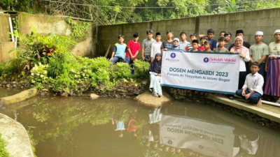 Dosen IPB University Bantu Ponpes Thoyyibah Al-Islami Bogor Penyediaan Air Bersih