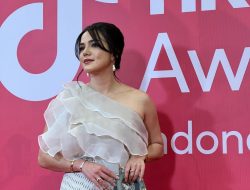 Artis Alice Norin Idap Kanker Sarkoma dan Harus Terbang ke Singapura